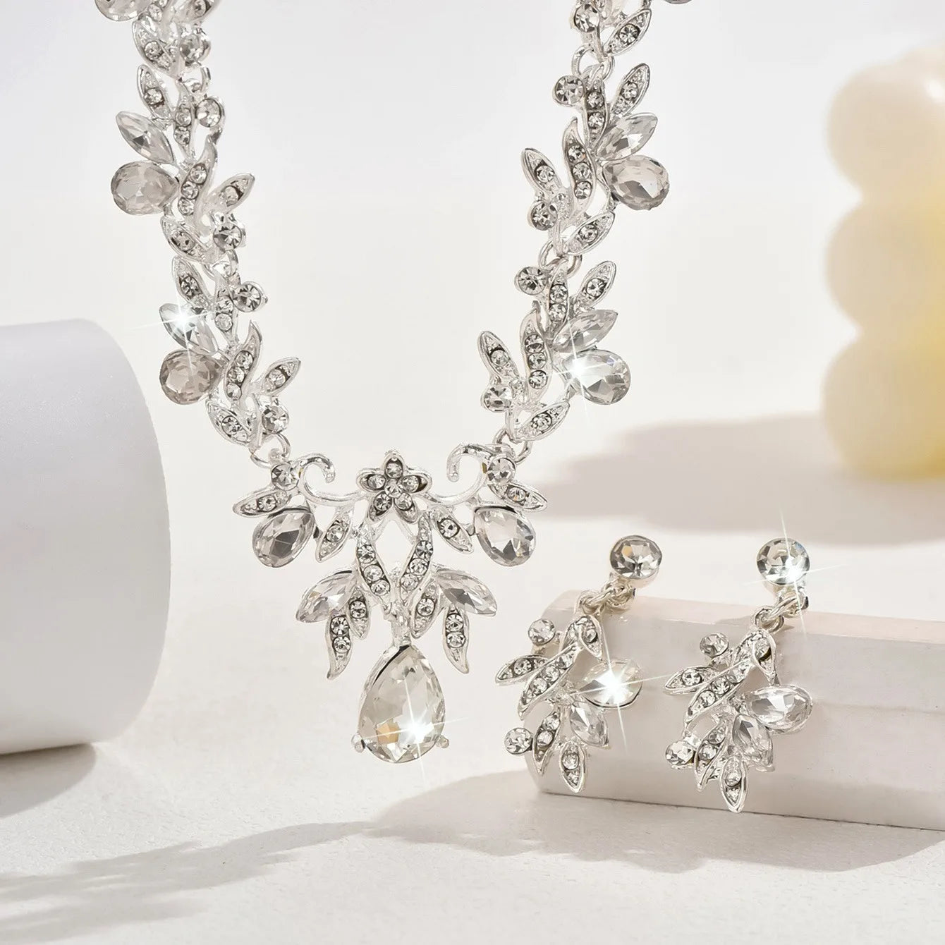 Teardrop Drop Jewelry Set - VEYAROSE