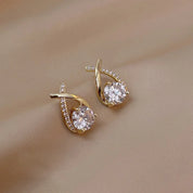 Crystal Stud Earrings - VEYAROSE