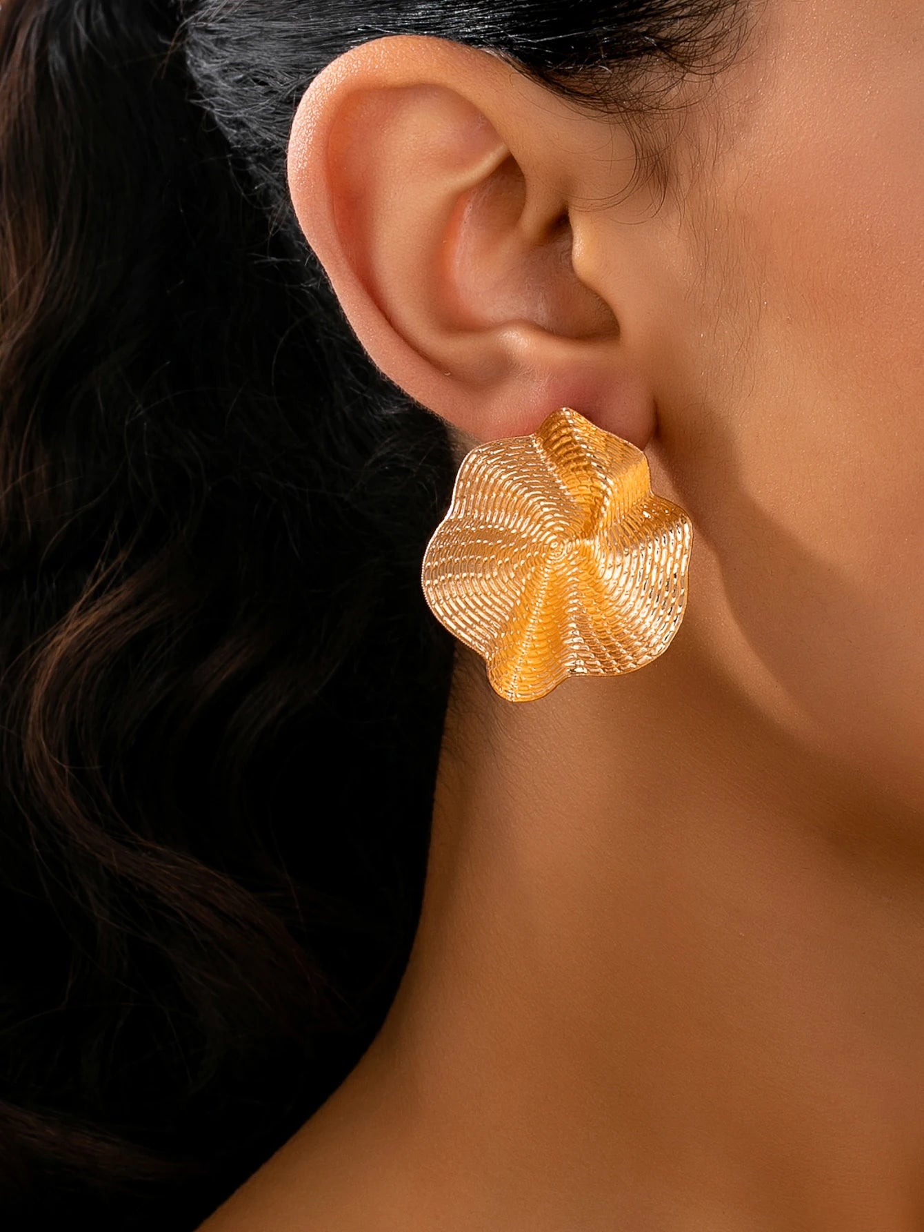 Organic Stud Earrings - VEYAROSE