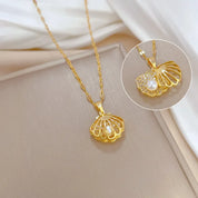 Pearl Heart Necklace - VEYAROSE