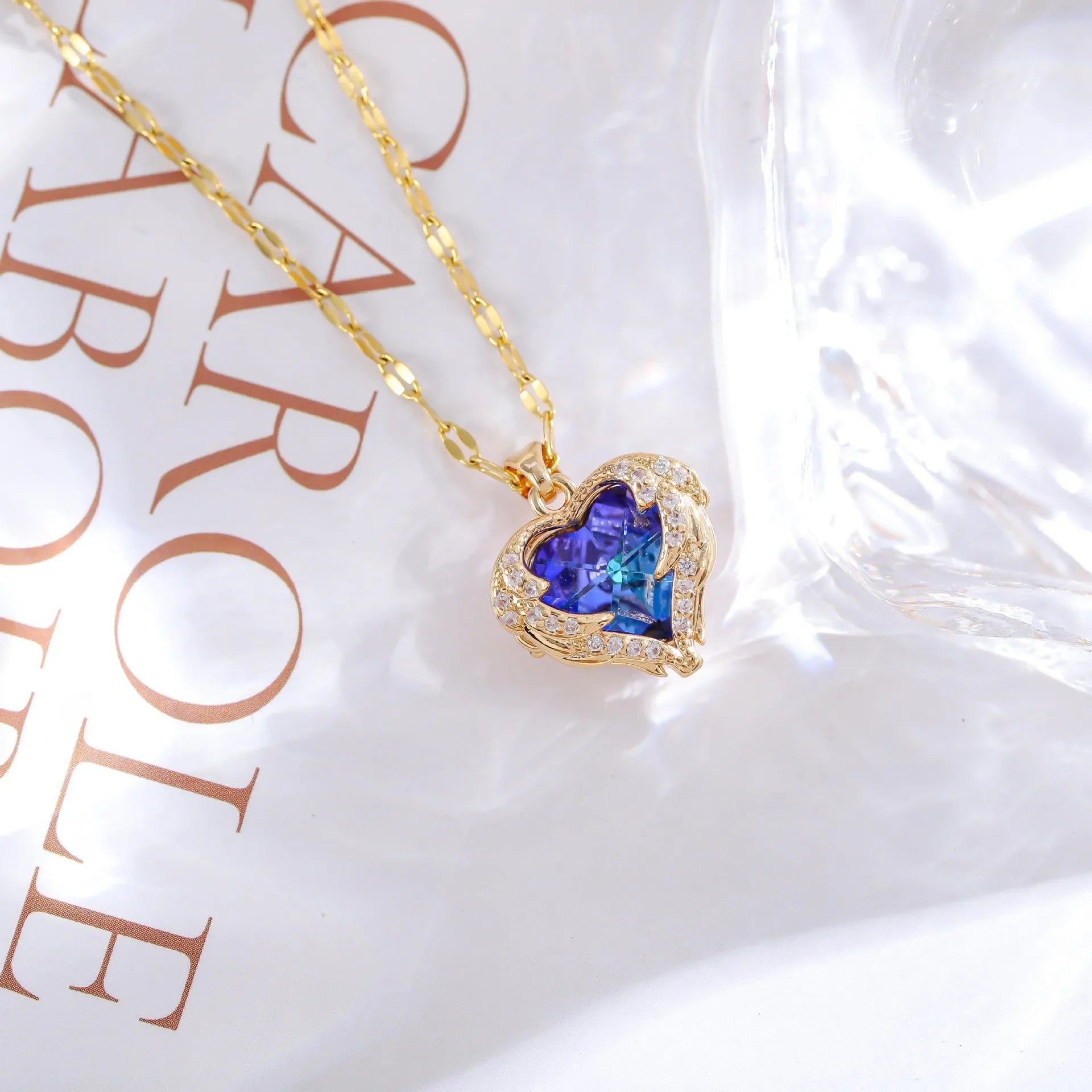 Pearl Heart Necklace - VEYAROSE