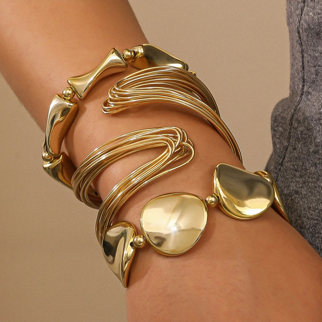 Geometric Twisted Organic Cuff Bracelet Set - VEYAROSE