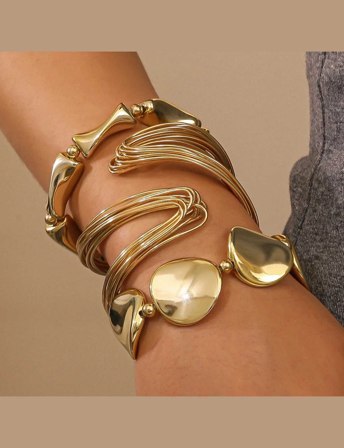 Geometric Twisted Organic Cuff Bracelet Set - VEYAROSE