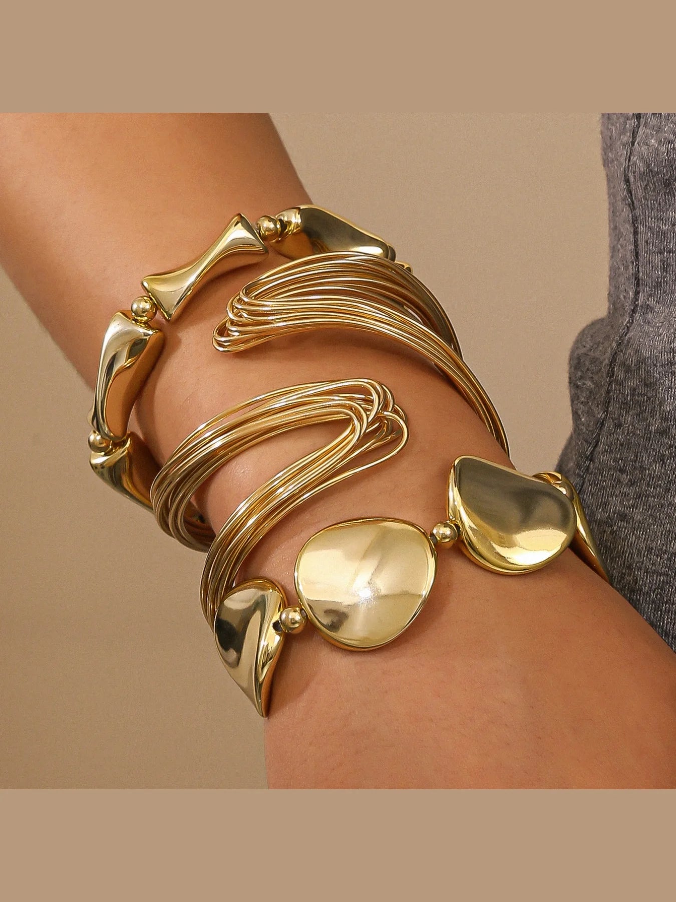 Geometric Twisted Organic Cuff Bracelet Set - VEYAROSE
