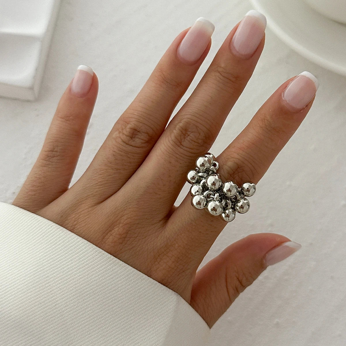 Flower Geometric Ring - VEYAROSE