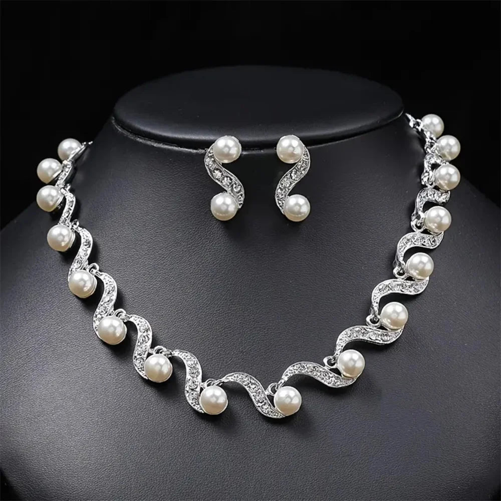 Pearl Jewelry Set - VEYAROSE