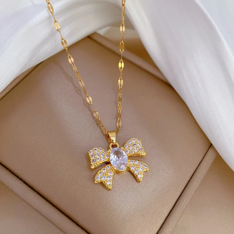 CZ Pearl Shell Choker Necklace - VEYAROSE