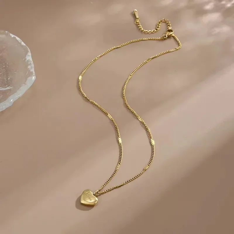 Heart Geometric Necklace - VEYAROSE