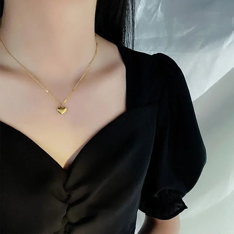 Heart Geometric Necklace - VEYAROSE