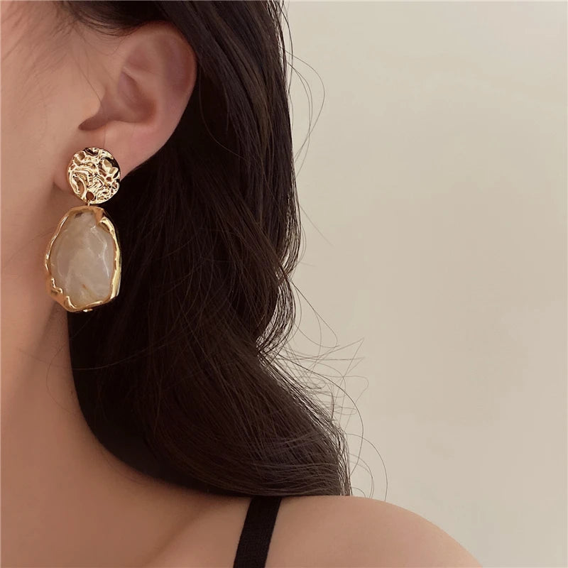 Resin Organic Stud Earrings - VEYAROSE