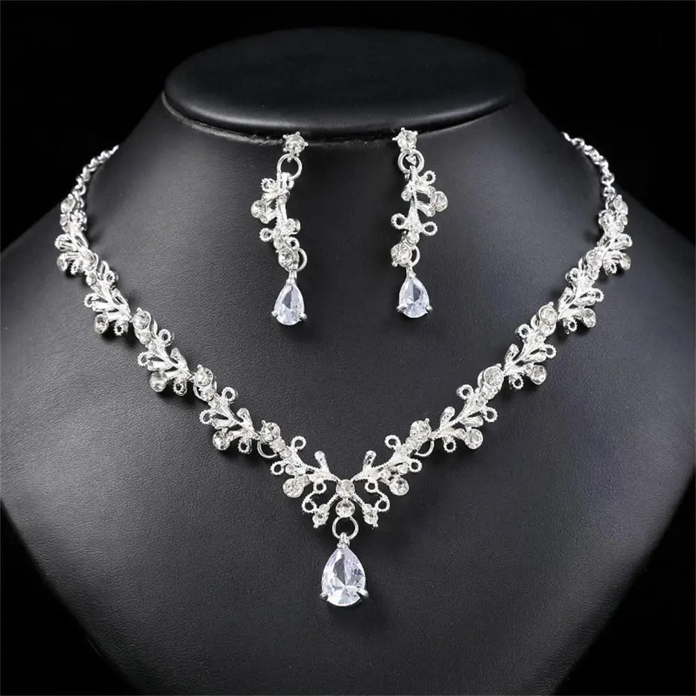 Pearl Jewelry Set - VEYAROSE