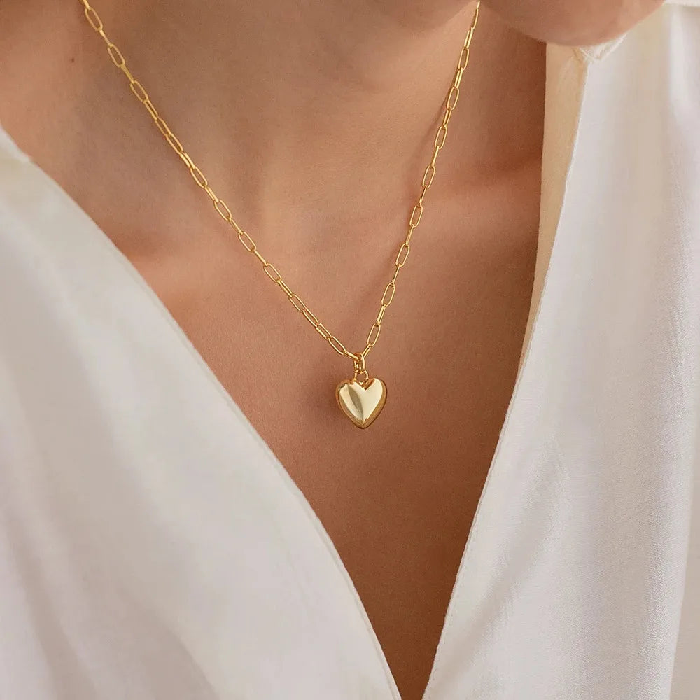 Heart Geometric Necklace - VEYAROSE