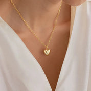Heart Geometric Necklace - VEYAROSE