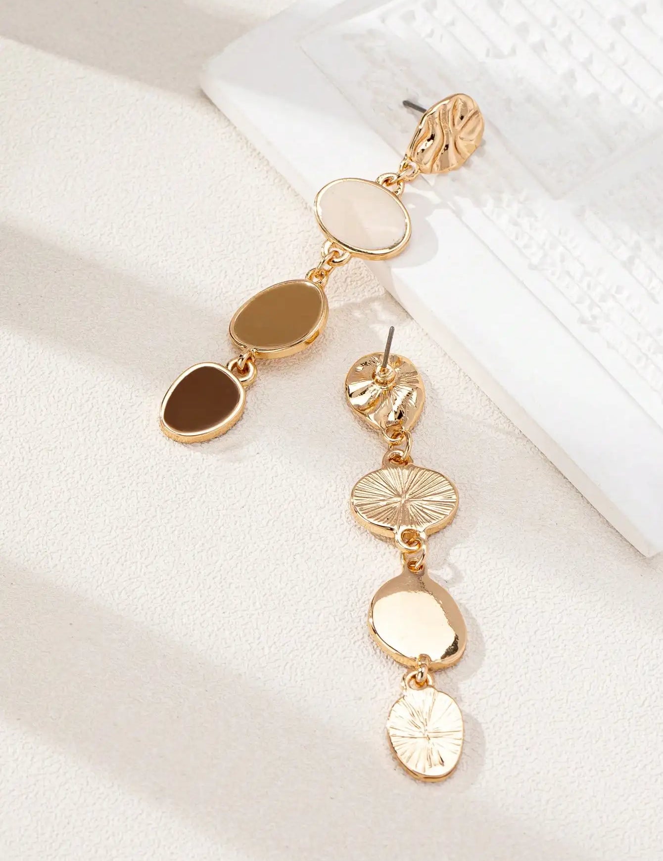 Earrings - VEYAROSE