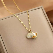 Pearl Heart Necklace - VEYAROSE