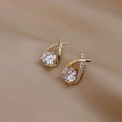 Crystal Stud Earrings - VEYAROSE