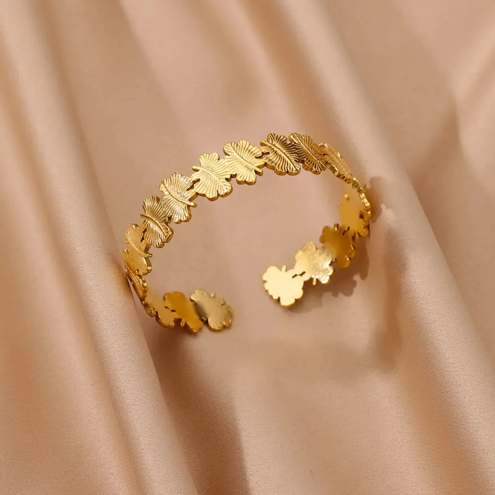 Exquisite Classic Cuff Bracelet - VEYAROSE