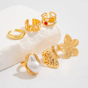 Pearl Baroque Flower Ring - VEYAROSE