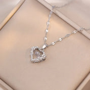 Pearl Heart Necklace - VEYAROSE