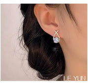 Crystal Stud Earrings - VEYAROSE