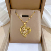 Pearl Heart Necklace - VEYAROSE