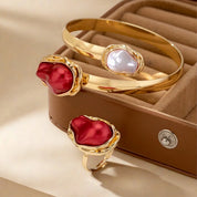 Pearl Ring - VEYAROSE