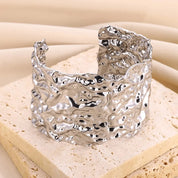 Exquisite Classic Cuff Bracelet - VEYAROSE
