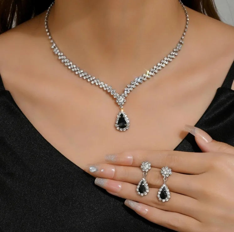 Pearl Jewelry Set - VEYAROSE
