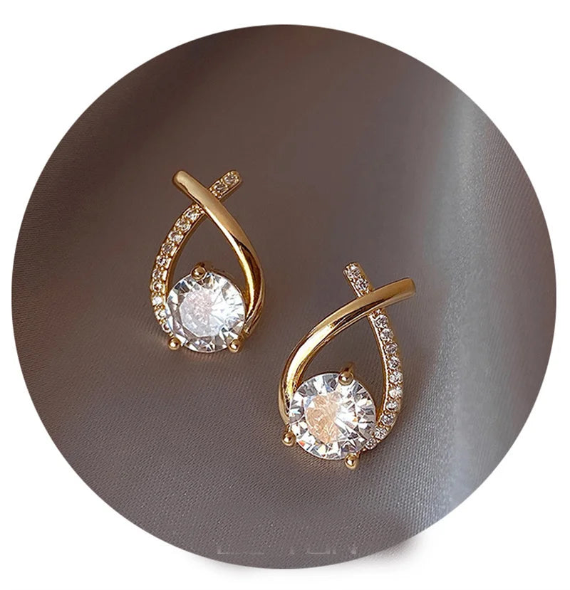 Crystal Stud Earrings - VEYAROSE