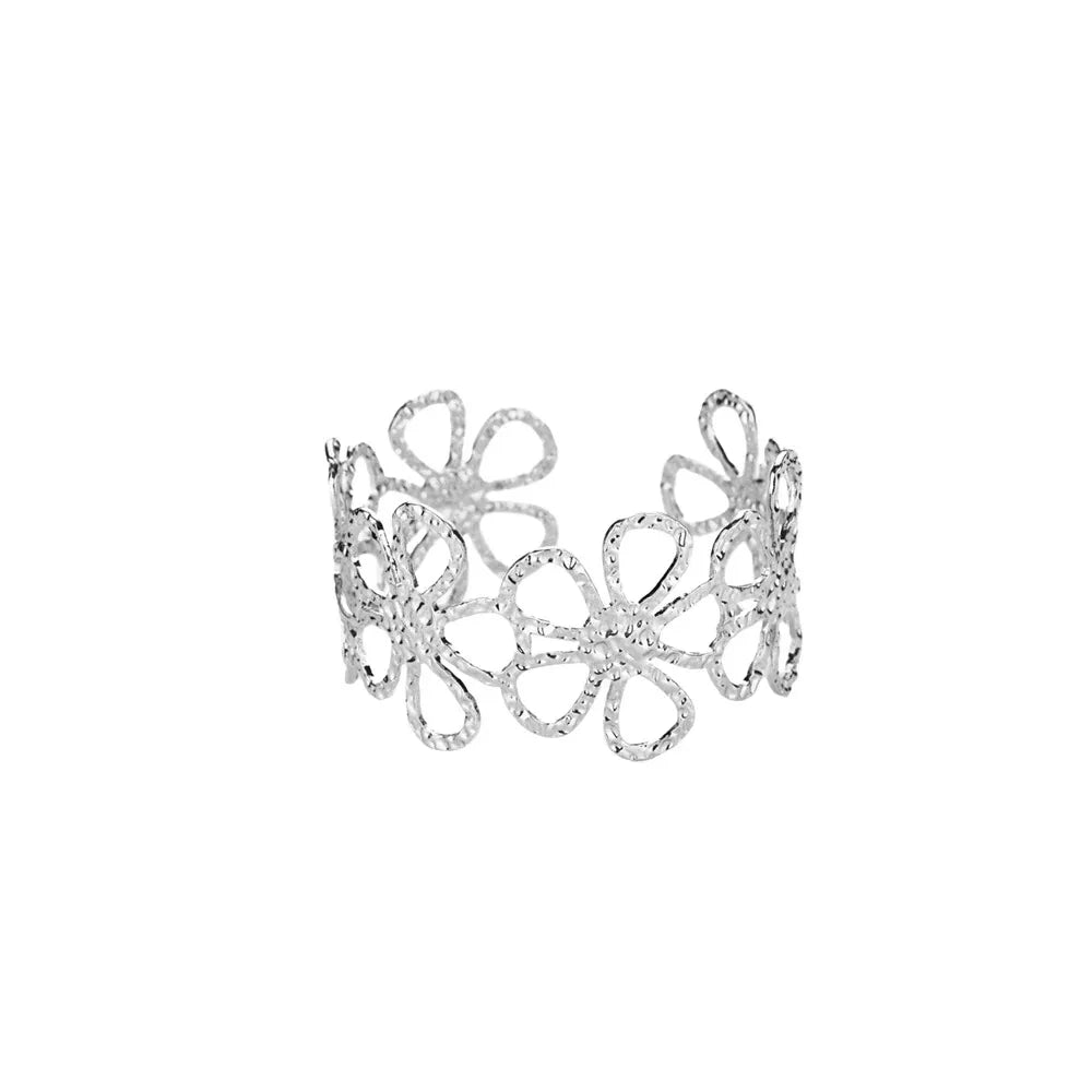 Exquisite Classic Cuff Bracelet - VEYAROSE