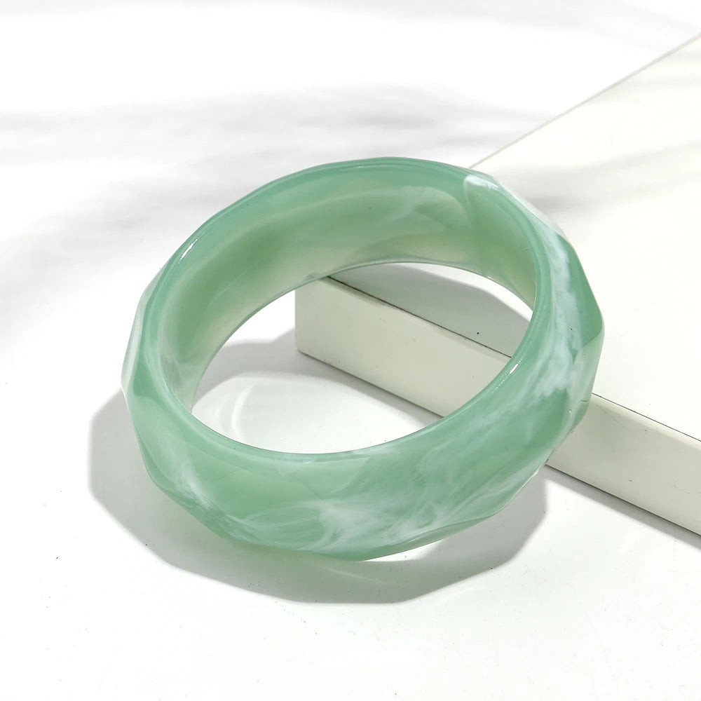 Acrylic Geometric Organic Cuff Bracelet - VEYAROSE