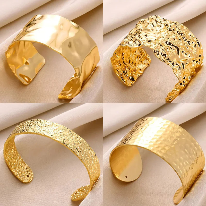 Exquisite Classic Cuff Bracelet - VEYAROSE
