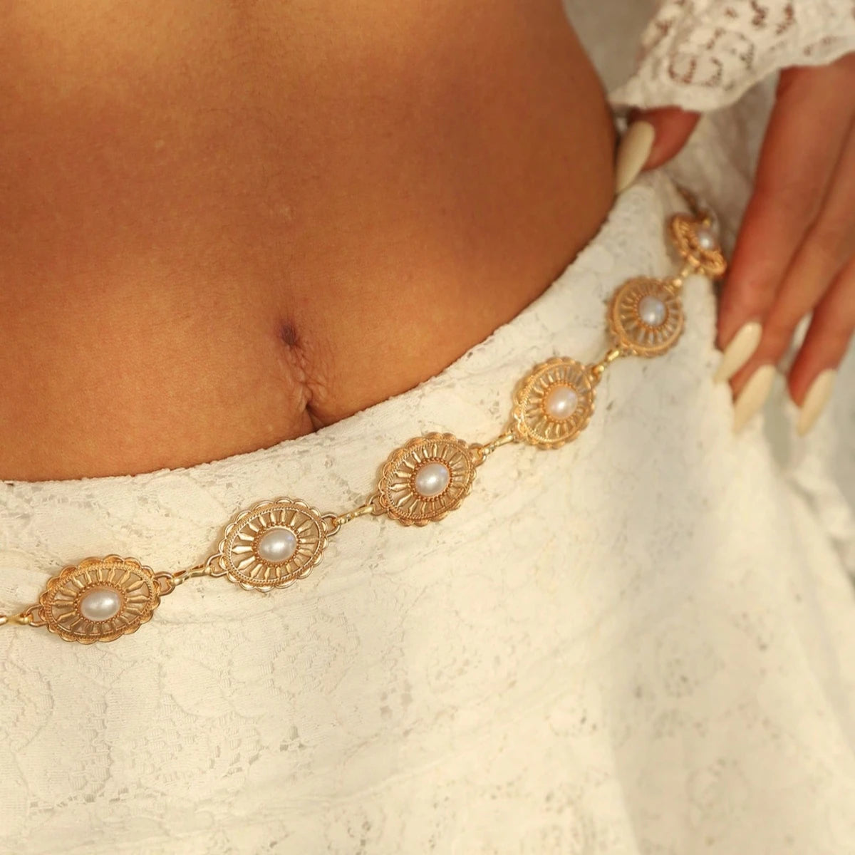 Pearl Body Chain - VEYAROSE