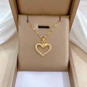Pearl Heart Necklace - VEYAROSE