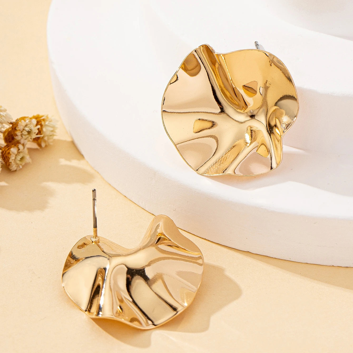 Organic Stud Earrings - VEYAROSE