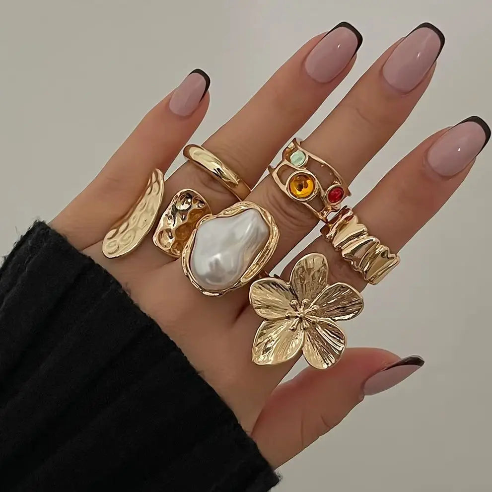 Pearl Baroque Flower Ring - VEYAROSE