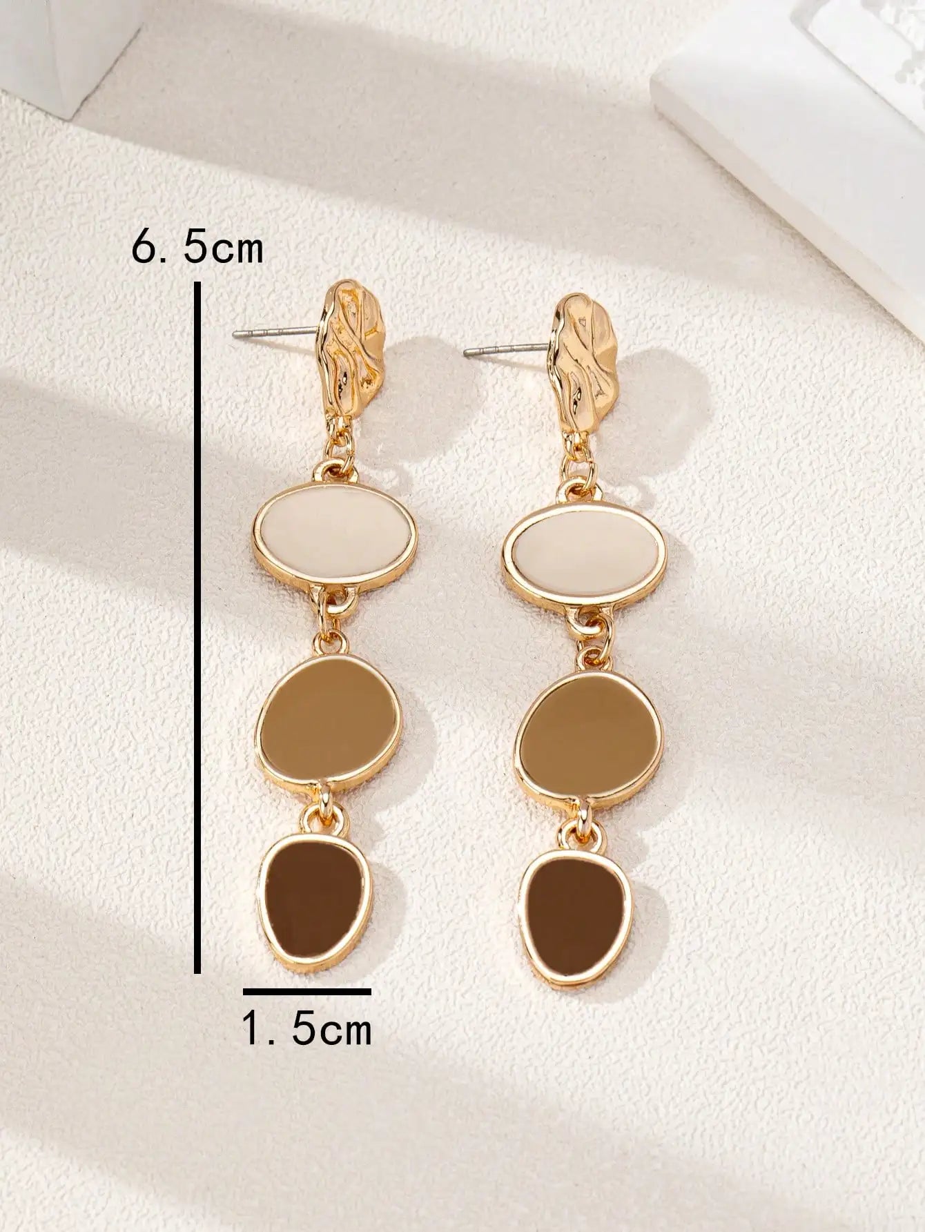 Earrings - VEYAROSE